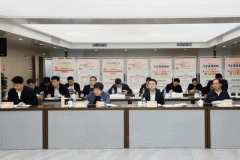 <b>字、绿色、智能等新型消费成长</b>